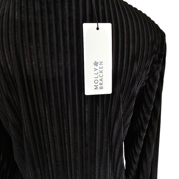Molly Bracken NWT Black Velvet Long Sleeve Lightweight Sheer Top Sz S / M - Picture 6 of 11